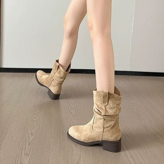 Damen Modische Stiefeletten mit geschmackvollem Raffungselement und leichtem Blockabsatz