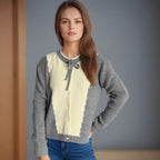 Damen Strickjacke mit kontrastierenden Mustern und dekorativen Knopfdetails R&B