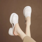Damen Clogs mit elegantem Riemen und modischem Blockabsatz