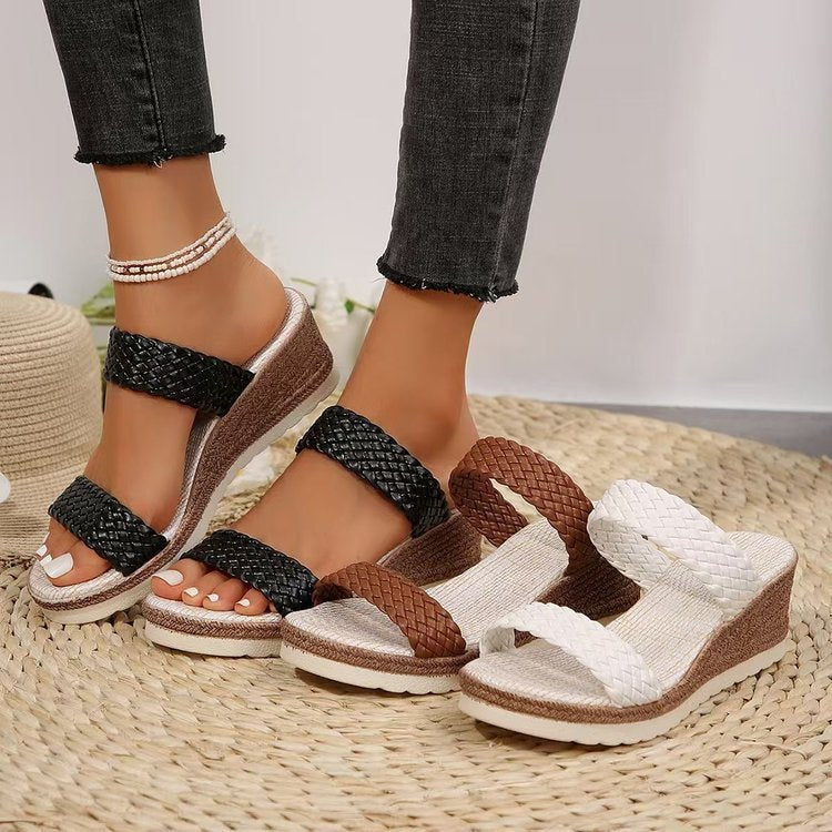 Damen Wedgesandalen mit geflochtenen Riemen und kombinierter Sohle R&B
