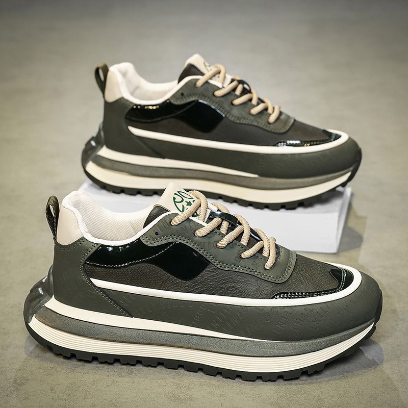Damen Sportliche Sneaker mit dämpfender Profilsohle und modischen Akzenten EB
