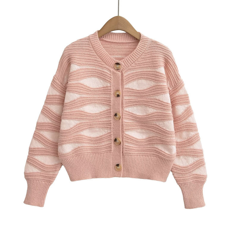 Damen Strickjacke mit strukturiertem Muster und hochwertigen Holzknöpfen R&B