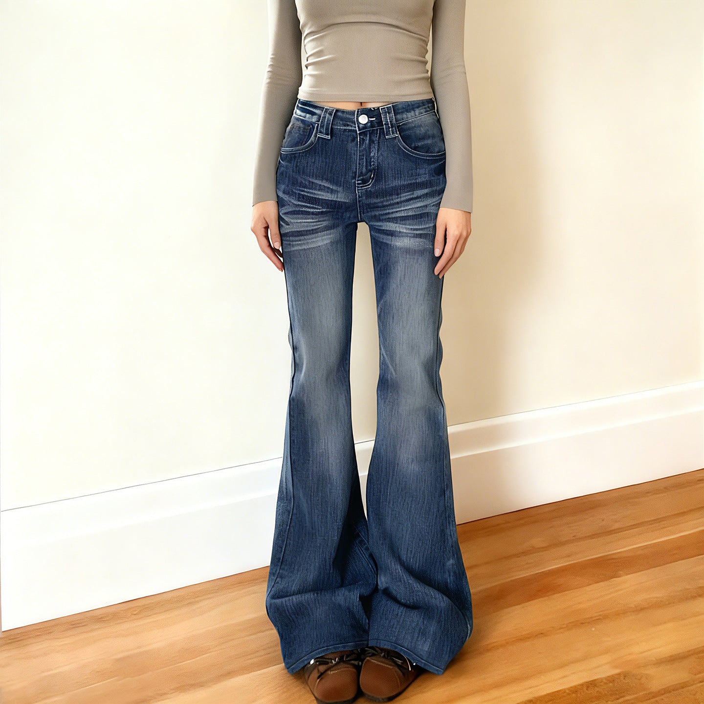 Damen Flared Jeans im lässigen Vintage-Stil mit hohem Bund und stylischen Waschungen R&B