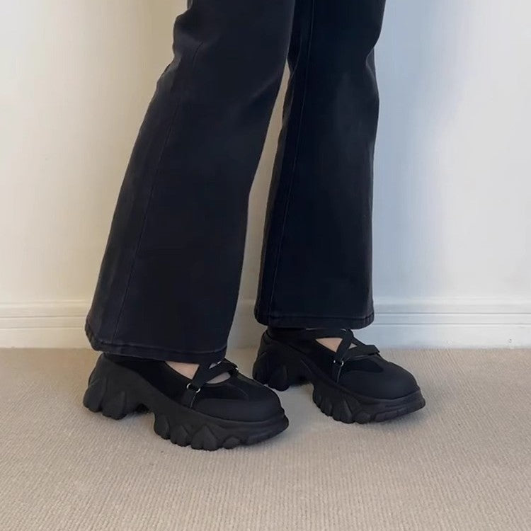 Damen Bequeme Slipper mit stylischem Kreuzband und dicker Profilsohle R&B