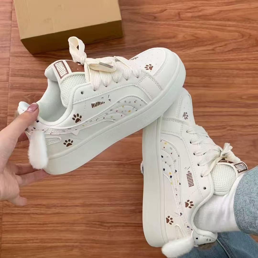 Damen Sneakers mit süßem Tierdesign und flauschigen Details