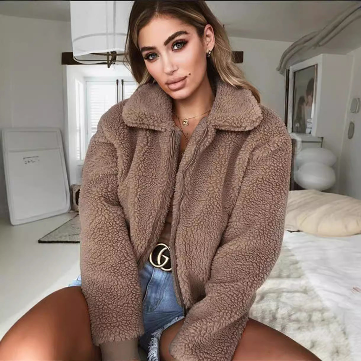 Damen Kuschelige Teddyjacke mit hohem Kragen R&B