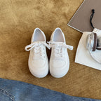 Damen Bequeme und stilvolle Sneakers im minimalistischen Design R&B