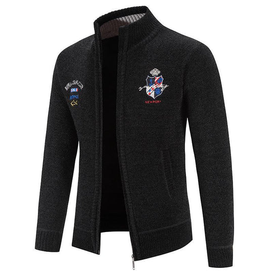 Herren modische Strickjacke mit hohem Kragen und detailreicher Stickerei R&B