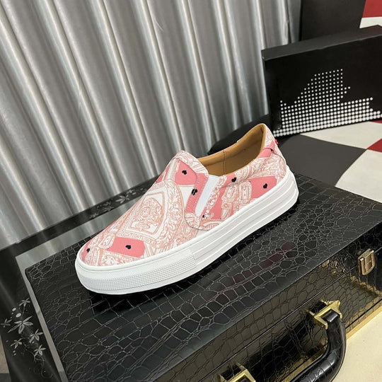 Damen Slip-On Sneaker mit verspieltem Druckdesign und komfortabler Sohle R&B