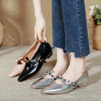Damen spitze Ballerinas mit verziertem Riemen und edler Schleifenapplikation
