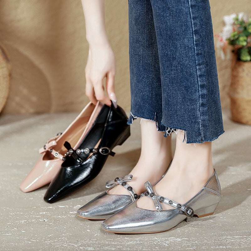 Damen spitze Ballerinas mit verziertem Riemen und edler Schleifenapplikation