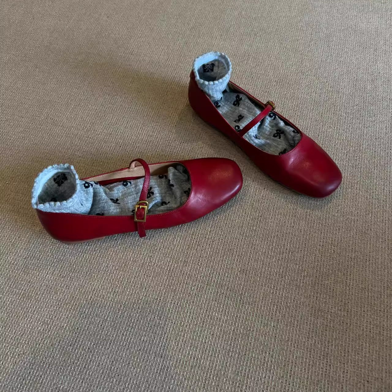 Damen elegante Mary Janes mit komfortabler Sohle und verstellbarem Riemen R&B