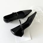 Damen elegante Slingback-Pumps mit spitzem Zehenbereich und glänzender Oberfläche