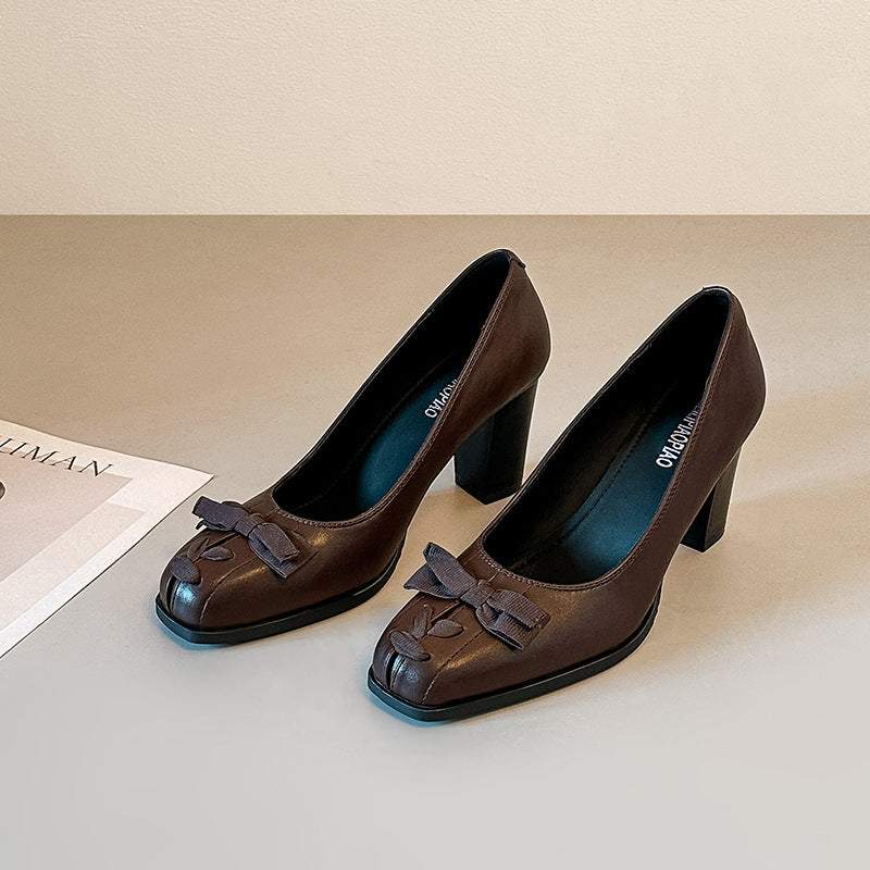 Damen Elegante Pumps mit modischem Schleifenakzent und blockiertem Absatz