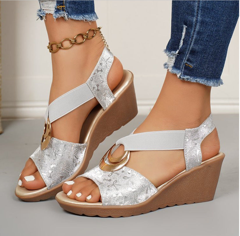 Damen Elegante Wedge-Sandalen mit glänzendem Detail