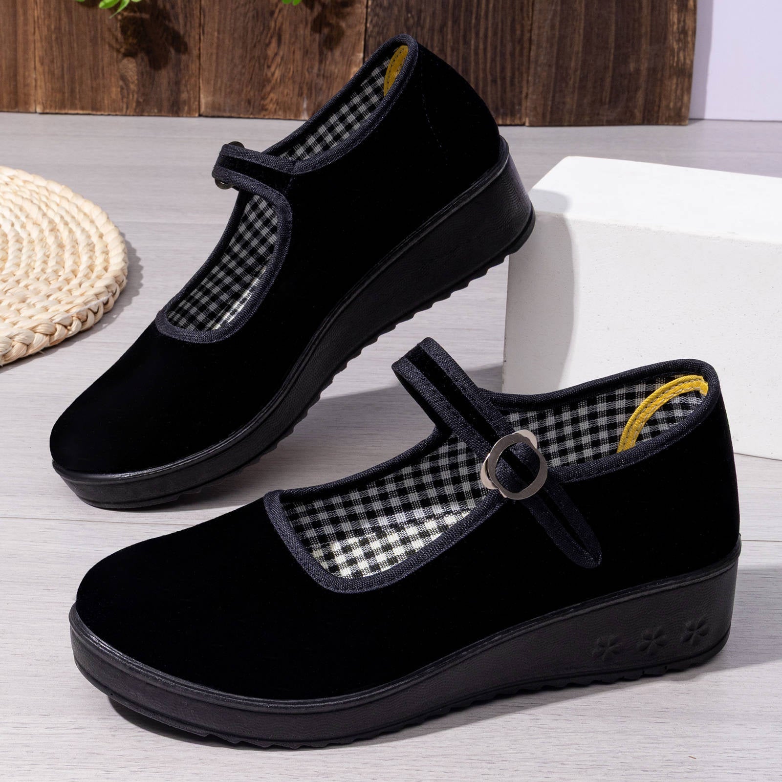 Damen Elegante und bequeme Ballerinas mit verstellbarem Riemen R&B