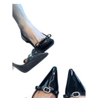 Damen elegante Slingback-Pumps mit glanzvoller Lackoberfläche und funkelndem Schmuckdetail R&B