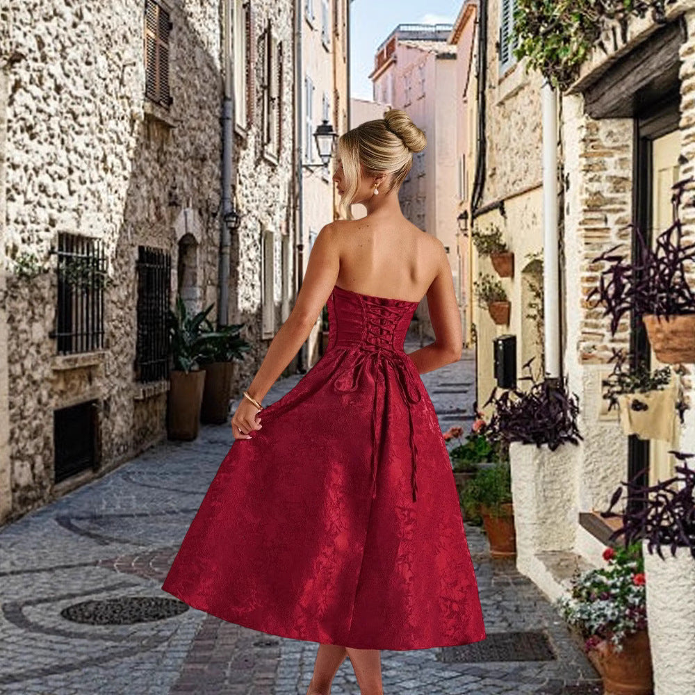 Damen Cocktailkleid mit elegantem Bustier-Oberteil und schwingendem Rock R&B