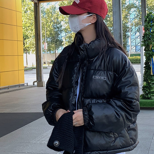 Damen Modische sowie isolierte Pufferjacke mit hochschließendem Kragen und seitlichen Reißverschlusstaschen R&B