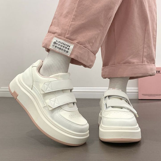 Damen Hochwertige Plateausneaker mit praktischem Klettverschluss und luxuriösem Komfort R&B