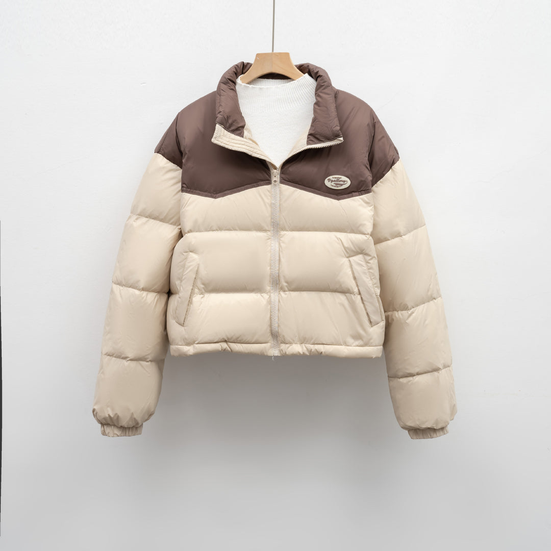 Damen modische kurz geschnittene Steppjacke mit hohem Kragen und praktischem Reißverschluss R&B