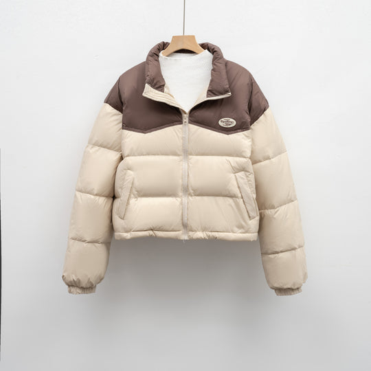 Damen modische kurz geschnittene Steppjacke mit hohem Kragen und praktischem Reißverschluss R&B