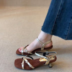 Damen elegante Sandalen mit floralen Akzenten R&B