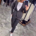 Damen Elegantes Blazer-Hosen-Set mit feinen Streifen R&B