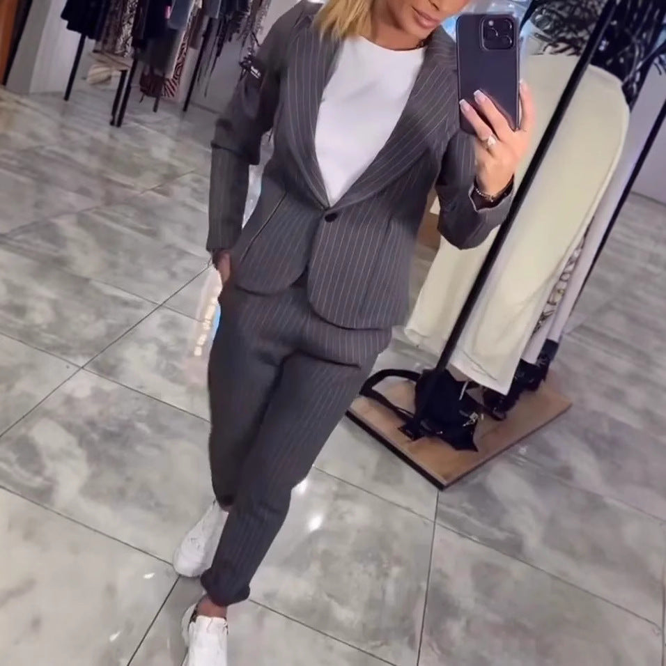 Damen Elegantes Blazer-Hosen-Set mit feinen Streifen R&B