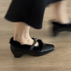 Damen elegante Ballerina-Schuhe mit Kuschelfell-Besatz und schickem Riemen
