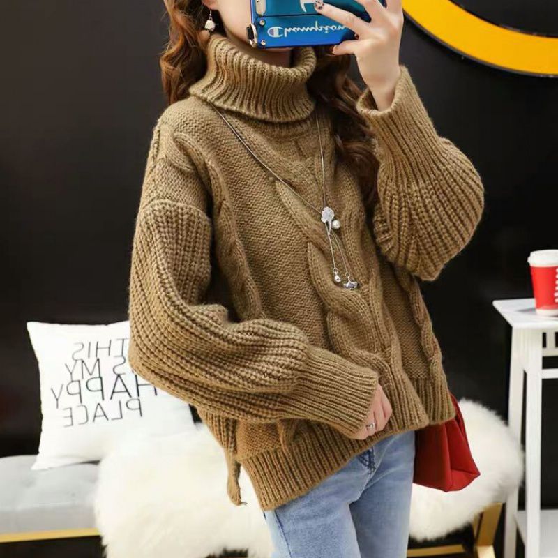 Damen Grobstrickpullover mit hohem Rollkragen und modernem Zopfmuster R&B