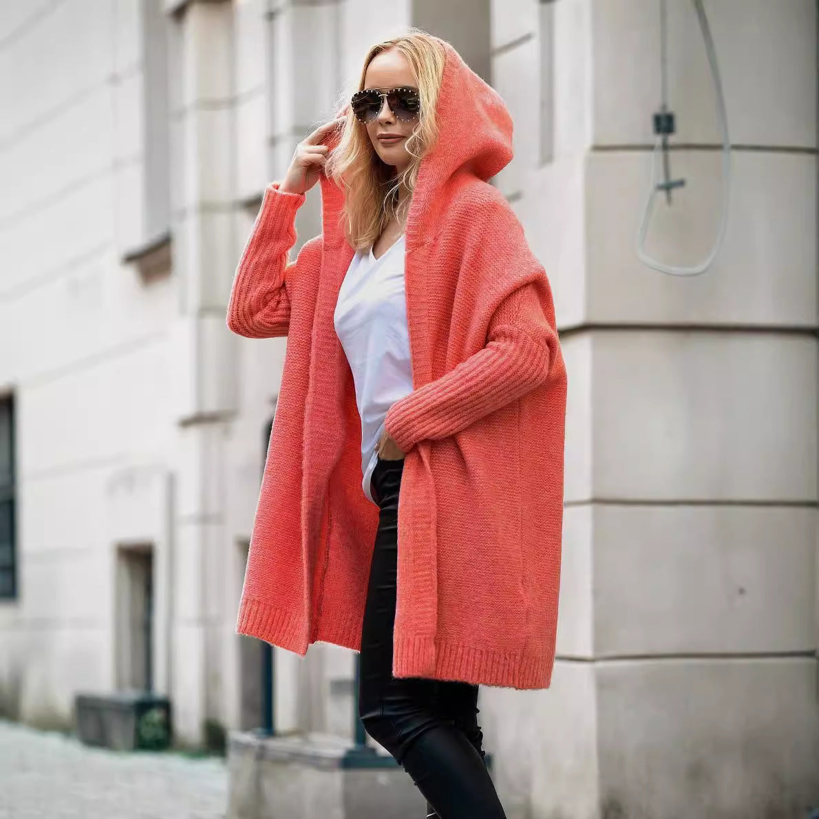 Damen lässiger Strickcardigan mit Kapuze und großen Taschen R&B