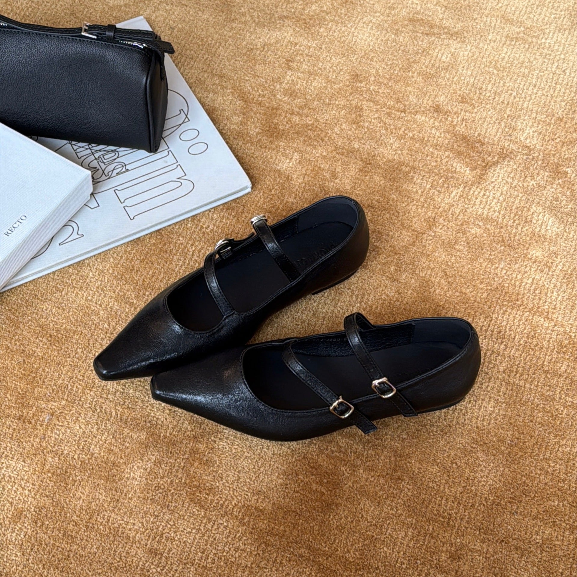 Damen Elegante Ballerinas mit modischem Riemchen und komfortablem Fußbett R&B