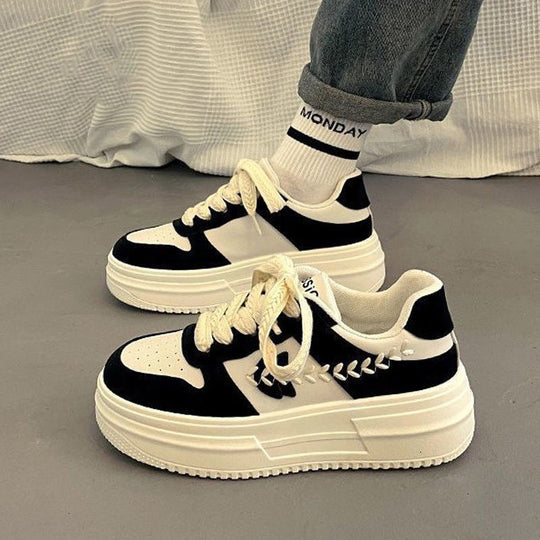 Damen Chunky Sneakers mit stabiler Plattform und modischem Obermaterial R&B