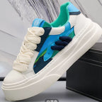 Damen Modische Plattform Sneakers mit einzigartigen grafischen Mustern und bequemer Sohle R&B