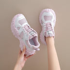 Damen sportliche Sneakers mit innovativem Sohlenprofil und atmungsaktiver Mesh-Konstruktion R&B