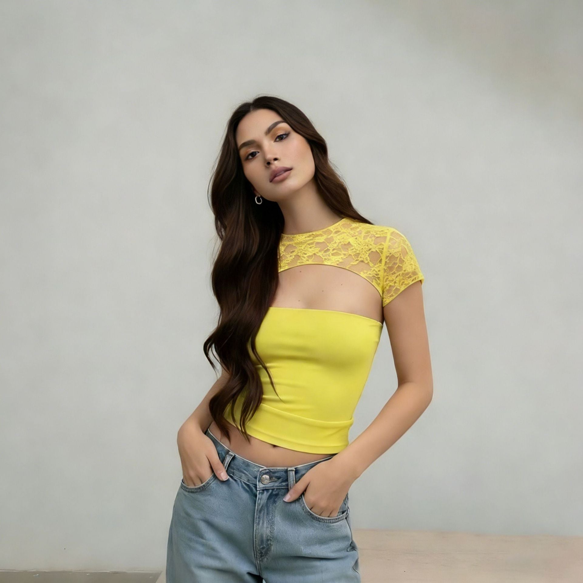 Damen Cropped Top mit Spitzenmuster und figurbetontem Schnitt R&B