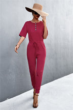 Damen Jumpsuit mit elegantem V-Ausschnitt und praktischen Taschen R&B