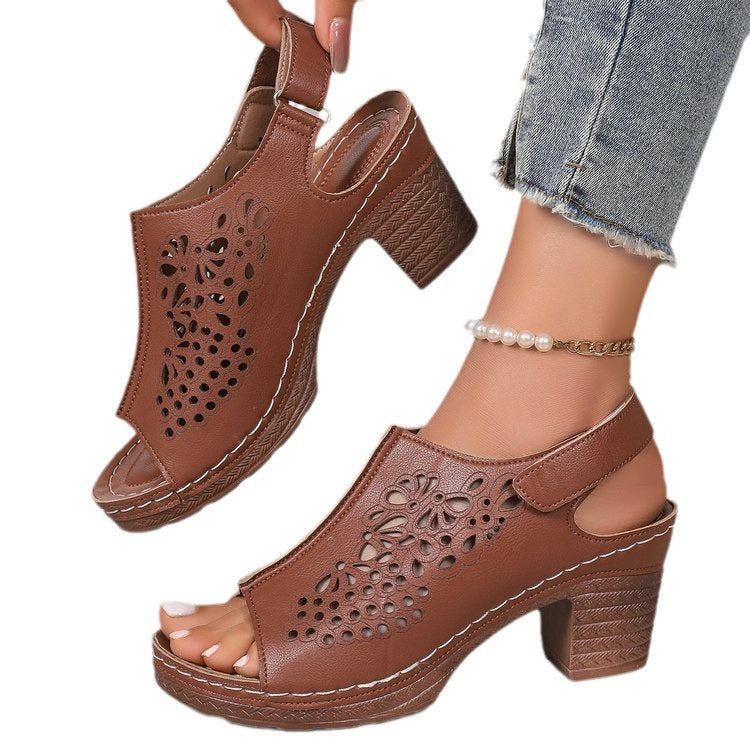 Damen Komfortable und stilvolle Sandaletten mit hochhackiger Sohle R&B