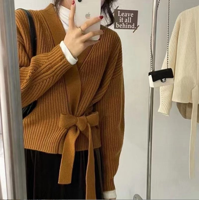 Damen Wickelstrickjacke mit weit geschnittenen Ärmeln und Taillengürtel R&B