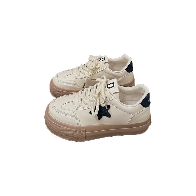 Damen Sportliche Sneakers mit verspielten Stern-Applikationen und bequemer Sohle R&B