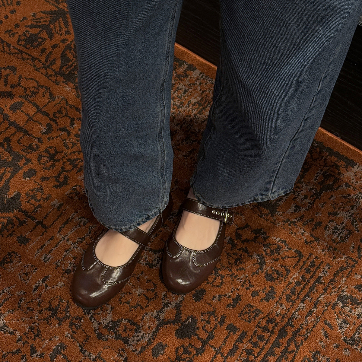 Damen Mary Jane Ballerinas mit dekorativem Riemchen und hochwertiger Leder-Oberfläche
