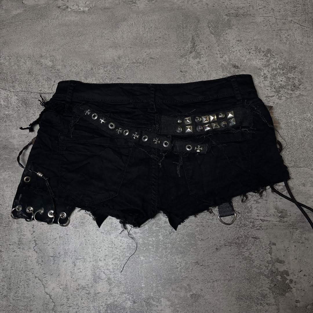 Damen Modische Shorts mit einzigartigen Details R&B