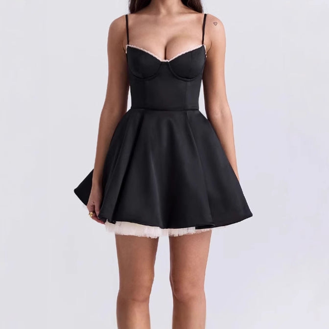Damen Freizeitkleid mit trägerlosem Design und voluminösem Rock R&B
