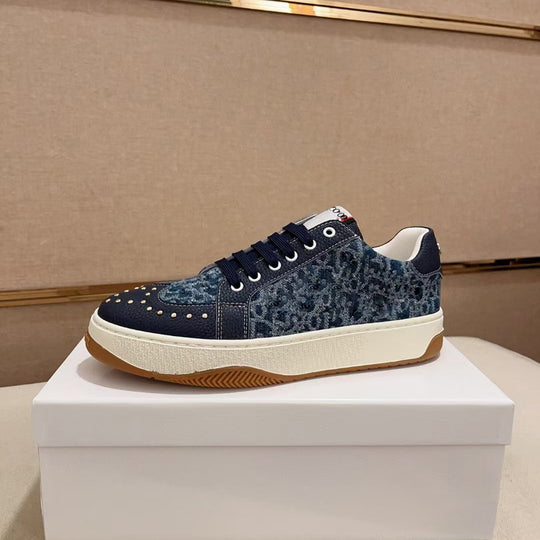 Damen Sneakers mit geometrischem Obermaterial und modischen Applikationen R&B
