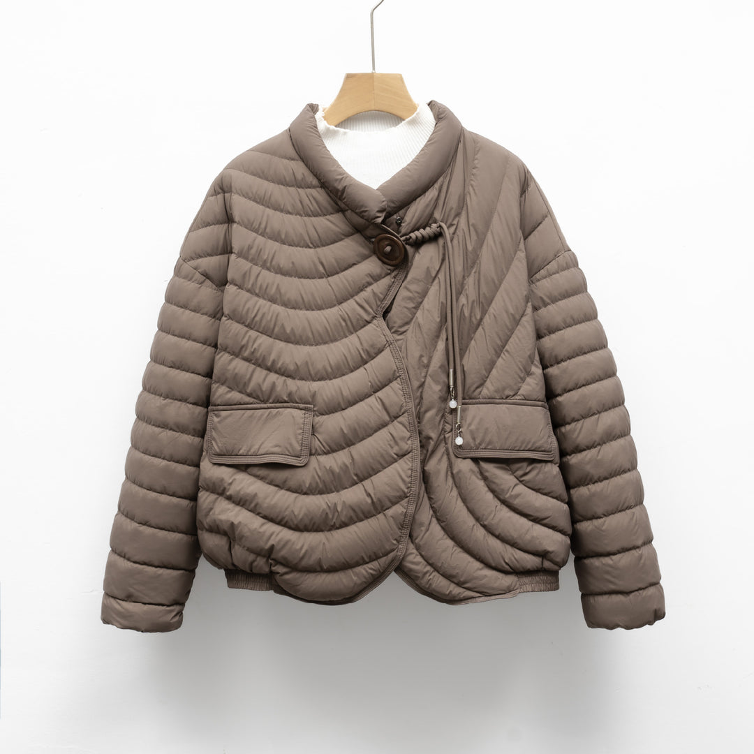 Damen modische Steppjacke mit asymmetrischem Schnitt und praktischen Taschen R&B