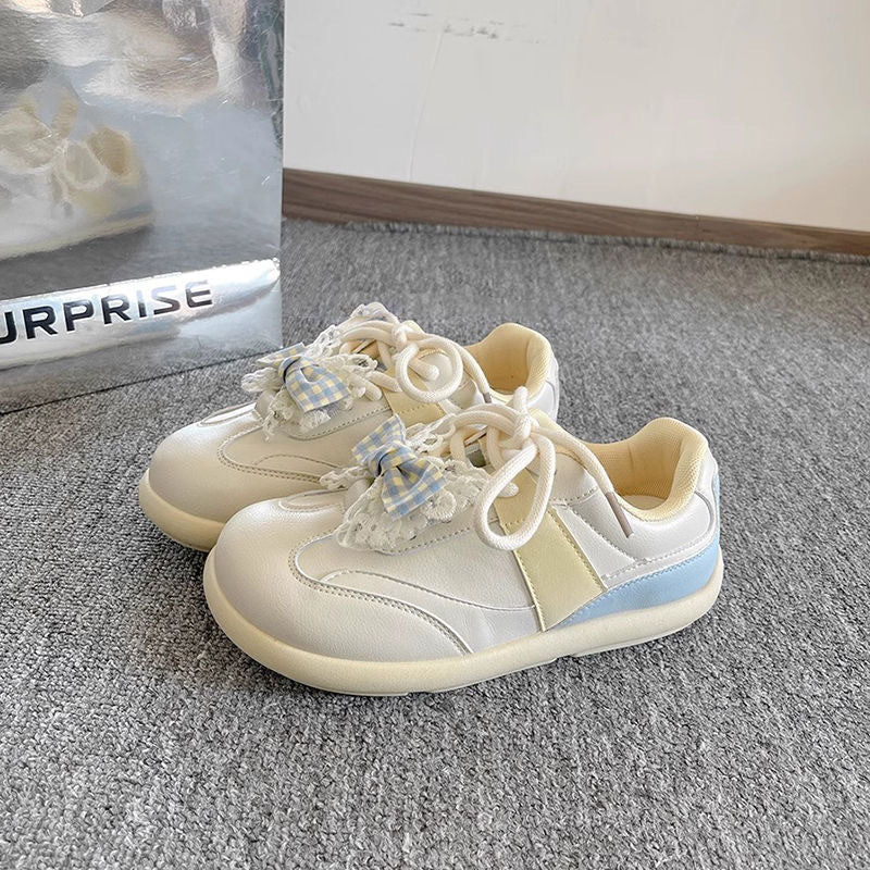 Damen Sportliche Sneakers mit verspielten Rüschen R&B