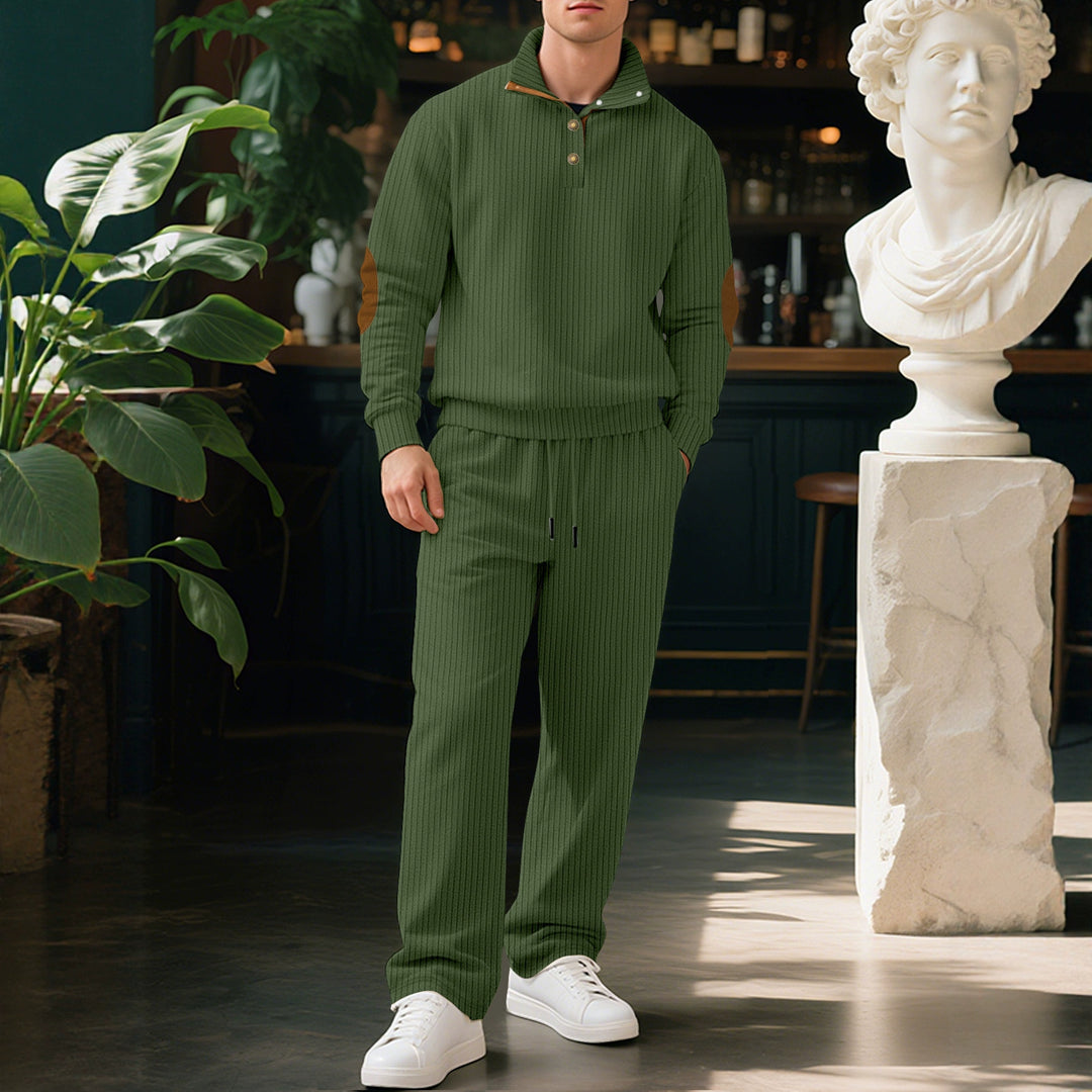 Herren nan feiner Rippstrickpullover mit halber Knopfleiste hohem Stehkragen und kontrastierendem Suedine-Ellbogenbesatz R&B