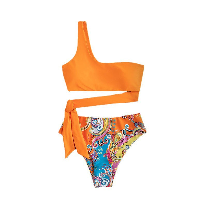 Damen Triangel-Bikini mit modischem asymmetrischem Oberteil und hohem Bund R&B
