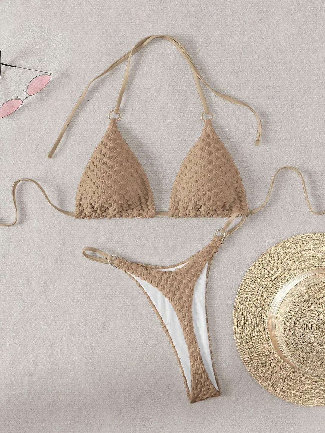 Damen Triangel-Bikini mit raffiniertem Texturenmix R&B